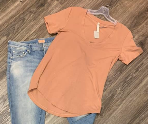 WOMEN’S SHORT SLEEVE TOPS - PREMIUM