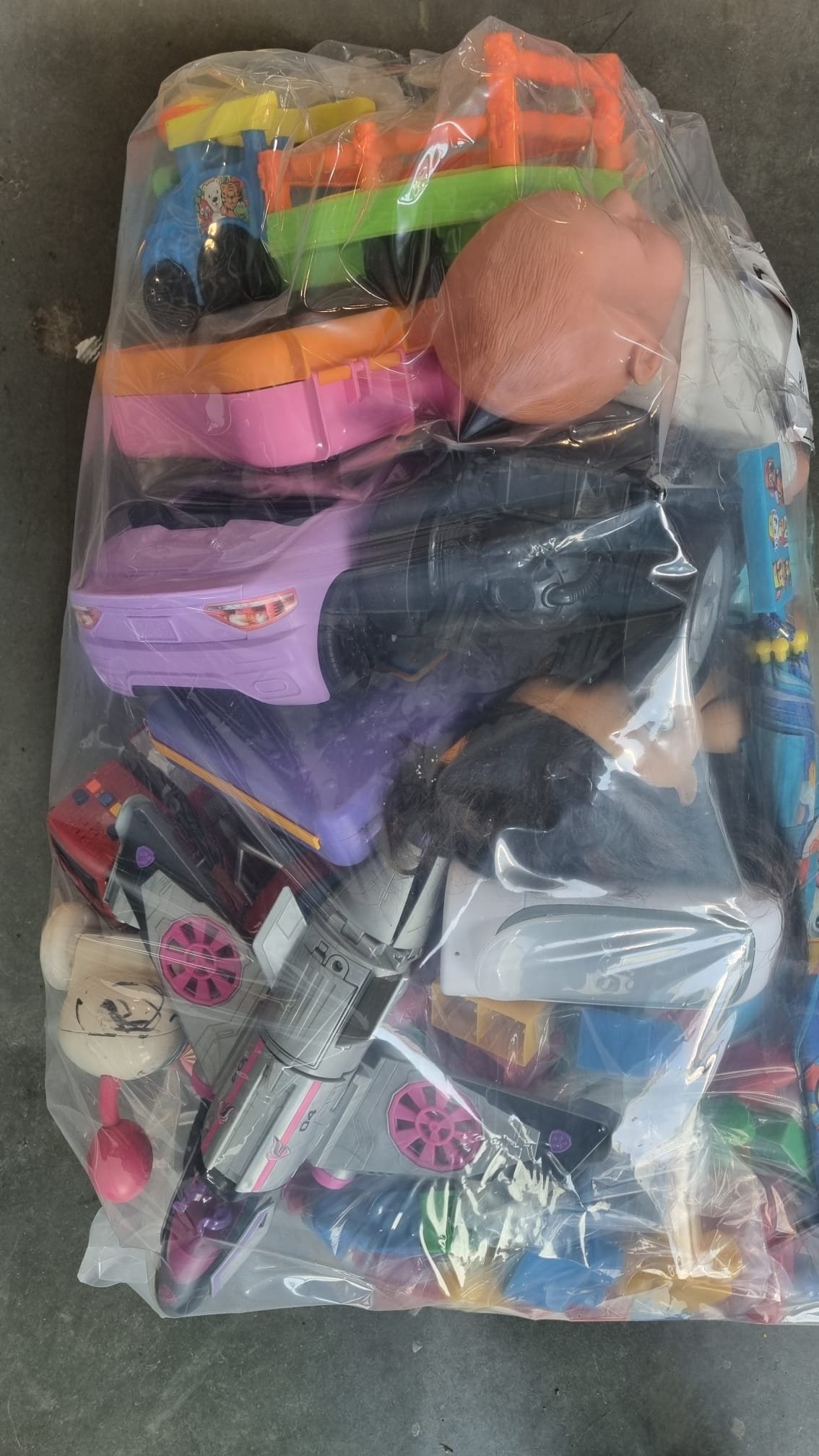 MIXED TOYS -215
