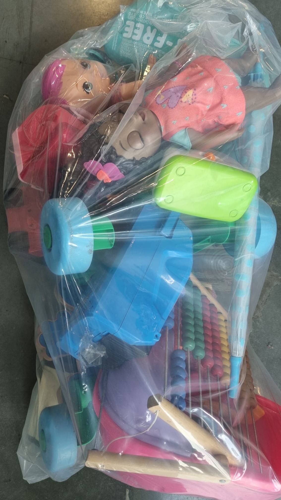 MIXED TOYS -218