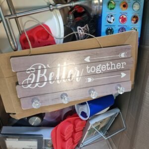 MISCELLANEOUS HOUSEHOLD ITEMS - 70