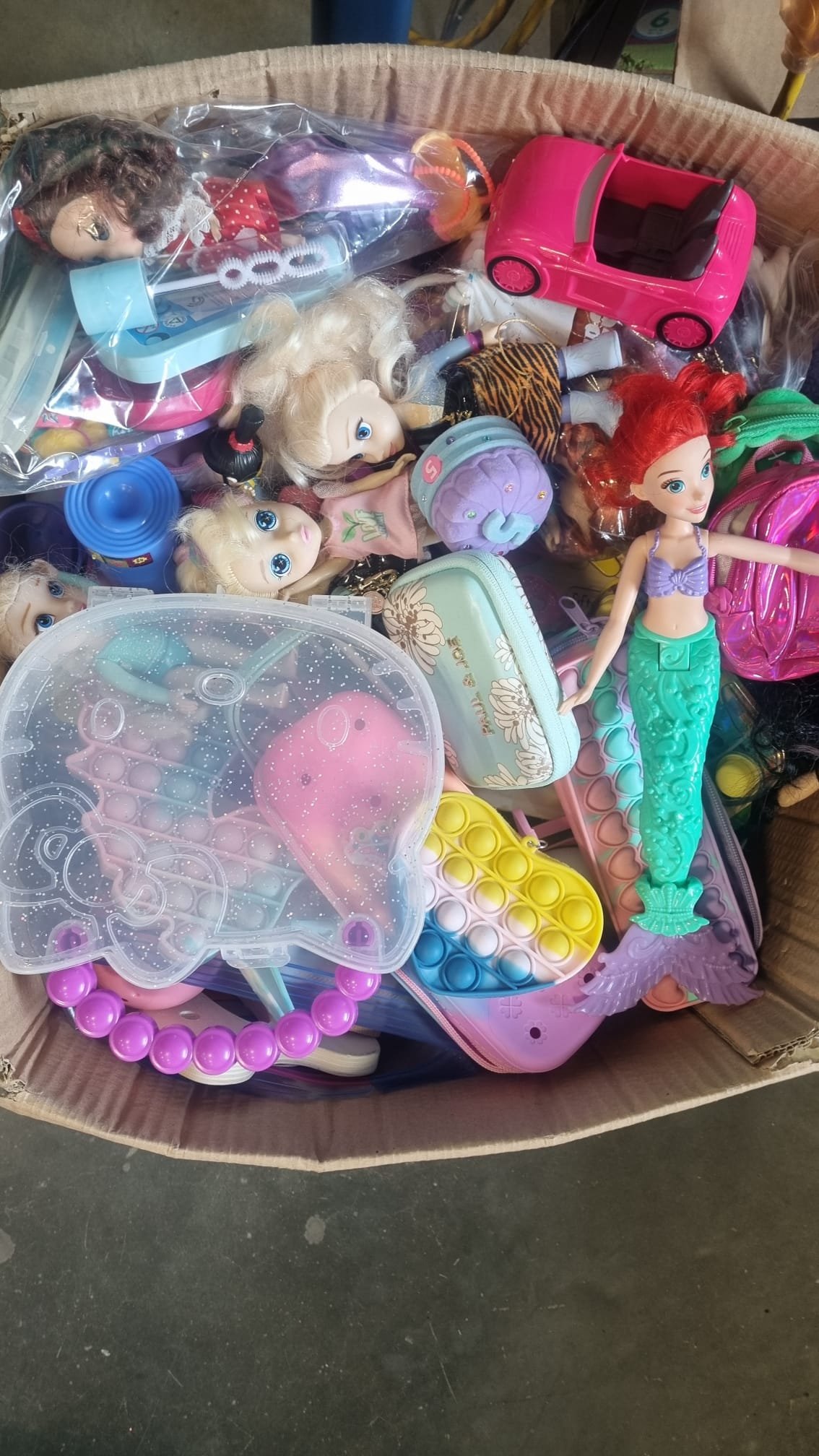 TOYS - SMALL - 745